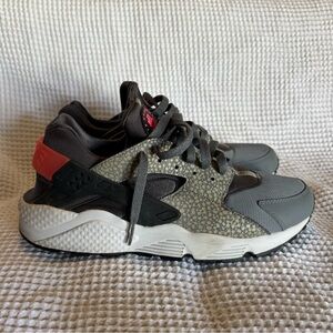 Nike Air Huarache Premium Safari